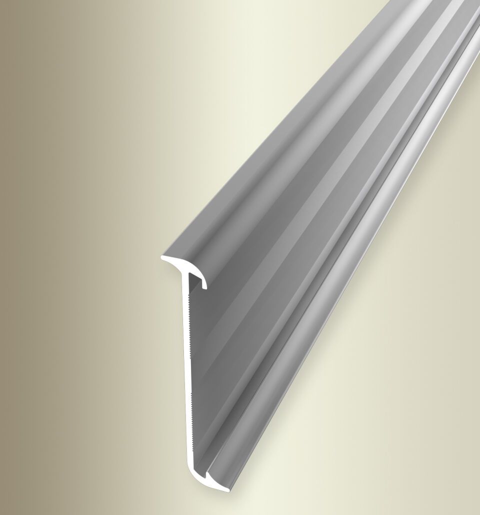 Küberit Sockelleisten 945