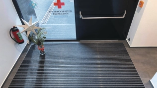 Top Clean TREND® 22: mit Rips, Rotes Kreuz Dornbirn