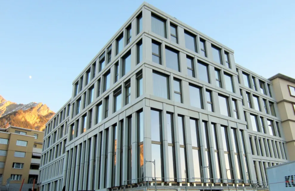 EVANGELISCHE ALTERSSIEDLUNG MANSANS (EAM) / CH
