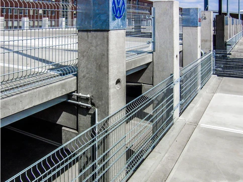 INTEGRA-pw Absturzsicherungen für Parkhäuser