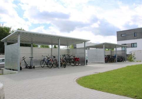 Fahrradüberdachung, Lochblech natur