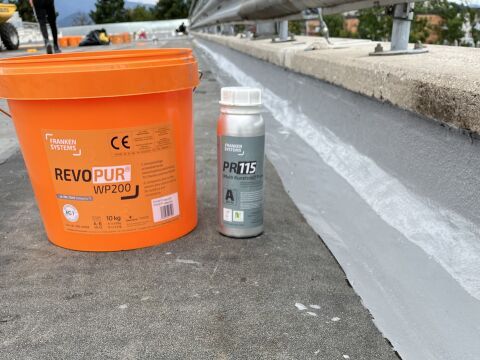 Geruchs- und emissionsarme Abdichtung von Anschlüssen unter Gussasphalt