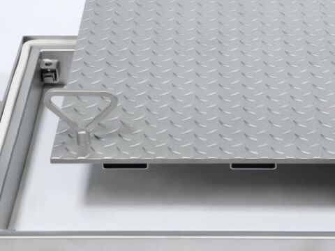 Neu dabei: Schachtabdeckungen aus Edelstahl