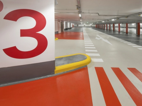 Oberflächenschutz OS 8, OS 11a, OS 2. Tiefgarage Markplatz, Waiblingen, DE. Foto: Isabell Munck