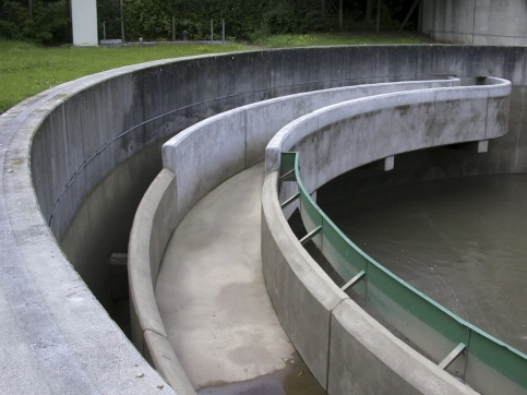 Beschichtungssystem für Kläranlagen Bingen-Büdesheim, DE. StoCrete TS 250, StoCrete TF 250. Foto: StoCretec