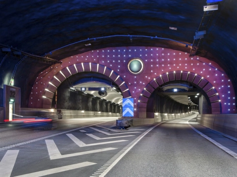 Betonschutzbeschichtung an der Tunneldecke Årstatunneln, Stockholm, SWE , Swedish Transport Administration. Foto: Mikael Ullén