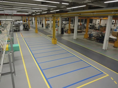 Bodensysteme für den Maschinenbau: Corning Cable Systems GmbH & Co. KG, Hagen, DE.
