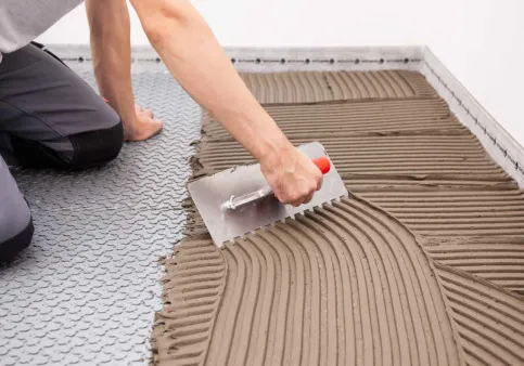 ARDEX Fliesenkleber zur Verlegung von Fliesen und Platten im Badezimmer