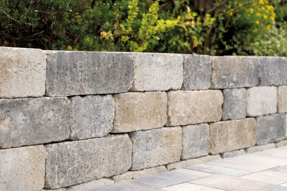 EHL CityAntik Mauer
