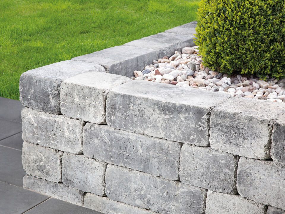EHL CityAntik Mauer