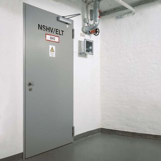FEUERHEMMENDE STAHLTÜR T30-1 