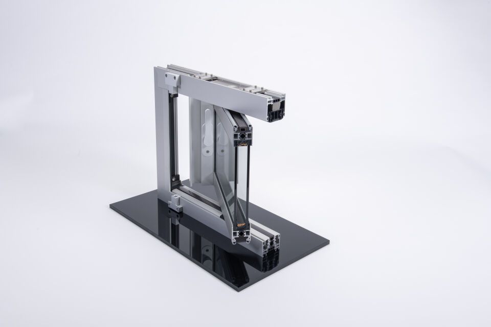 Keller minimal windows® pivot Ganzglas-Wendeflügeltür