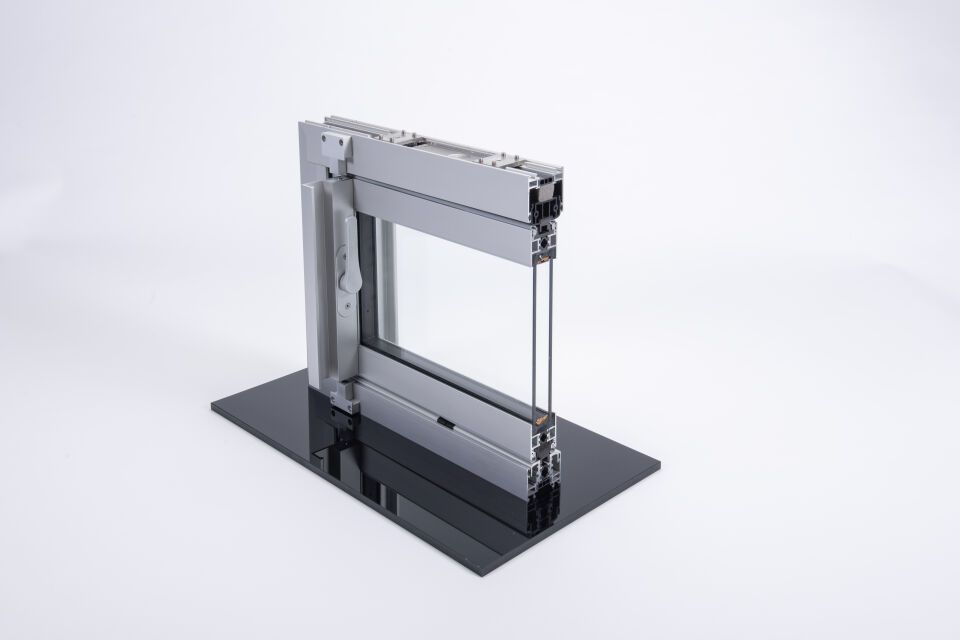 Keller minimal windows® pivot Ganzglas-Wendeflügeltür