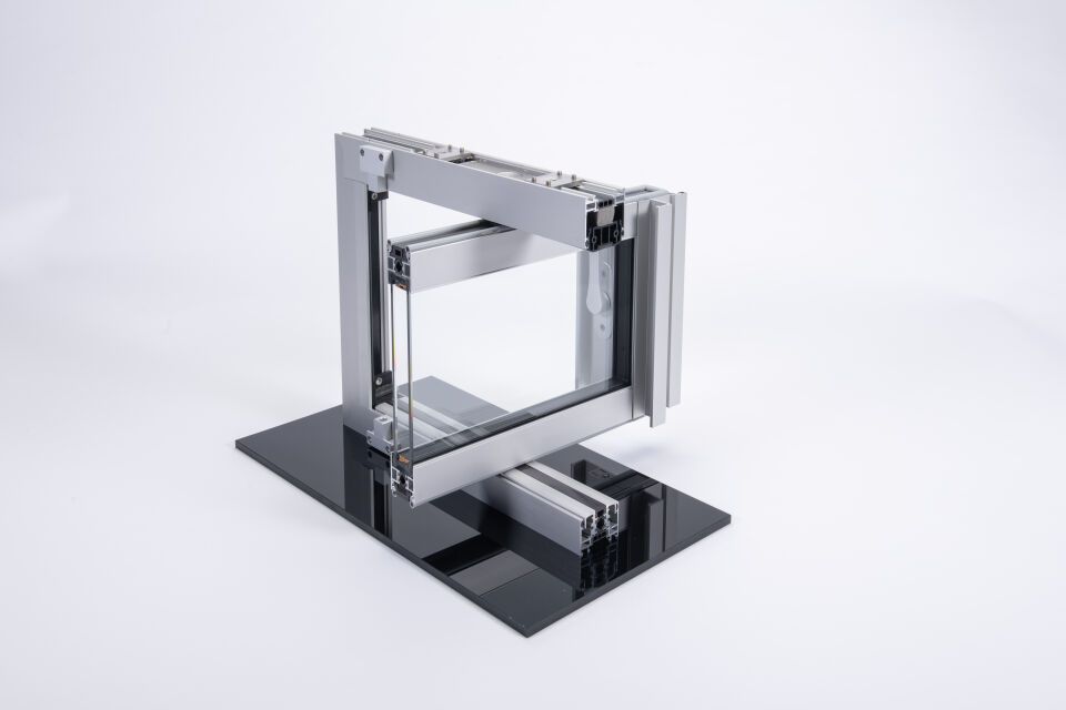 Keller minimal windows® pivot Ganzglas-Wendeflügeltür