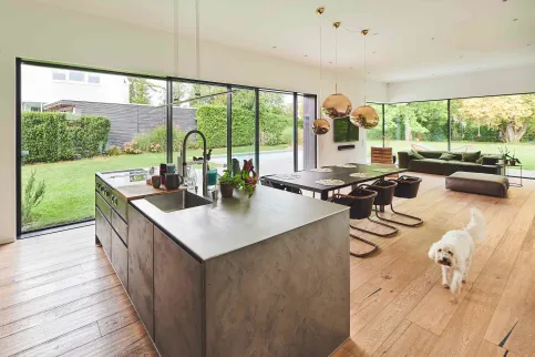 Schiebefenstersystem minimal windows®, Larchwood Residence, Foto: ©Mediashots