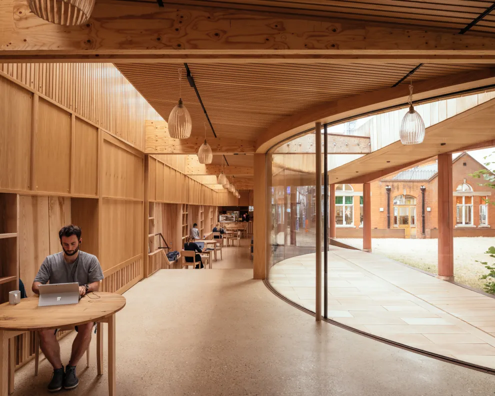 minimal windows® curve, Lea Bridge Library, Interior Frames, Foto: ©Jim Stephenson