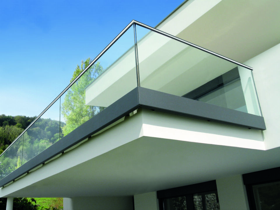 Glassline BALARDO hybrid lite Ganzglasgeländer