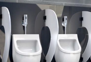 Die Urinal-Spülarmatur SCHELLTRONIC erfüllt dank berührungsloser Auslösung hohe Hygienestandards.