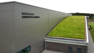 Dachbegrünung mit TOPGREEN Gründachpfanne GDP 30