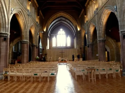 Sanierung eines Kirchenschiffs
