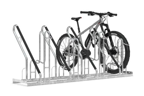 Der Anlehnparker 4700 XBF bietet hohenKomfort und Sicherheit für Fahrräder, Pedelecs und E-Bikes mit Reifenbreiten bis 64 mm.