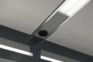 Mit energiesparenden LEDs und leuchtet InLight die gesamte Fläche unter der Überdachung aus.