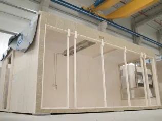 Industrielle Vorfertigung inklusive Elektroinstallationen