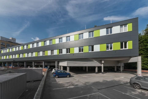 Parkplatzüberbauung, Notaufnahme Kiel