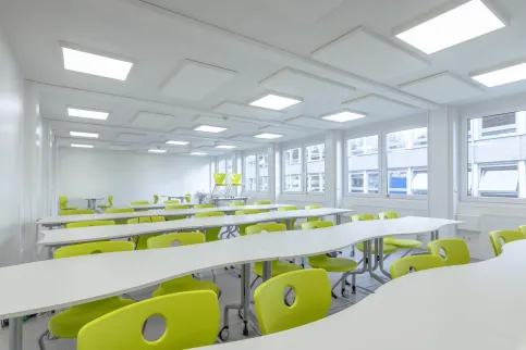 Auch später erlaubt das Kauf-/Mietsystem ModuLine® die Anpassung der Klassen- und Seminarräume.