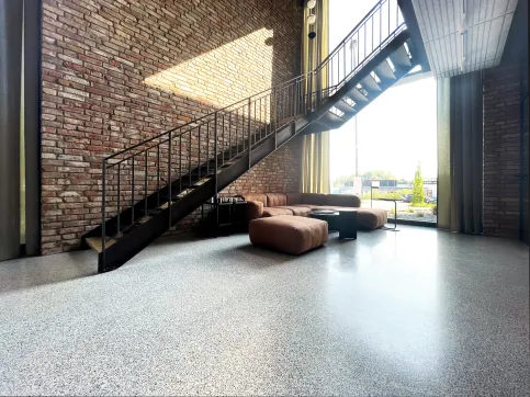 VIA Terrazzo N° T03401