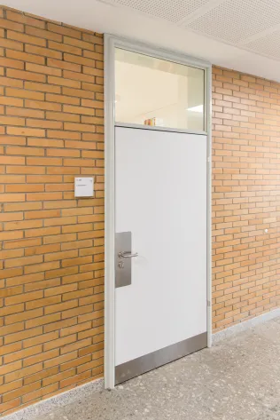 Aloys-Schreiber-Schule in Bühl | zweischalige Renovierungszarge RENOVI