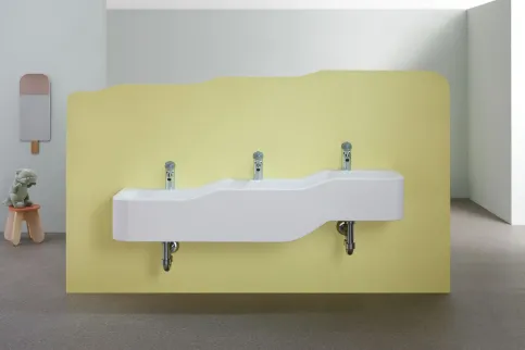 Geberit Bambini Spiel- und Waschlandschaft mit Bambini Armaturen
