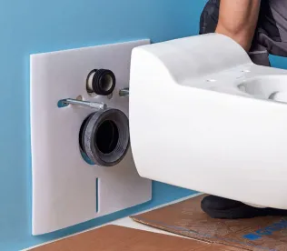 Einfache und sichere Montage mit den Geberit Duofix Montageelementen für Bambini-WCs