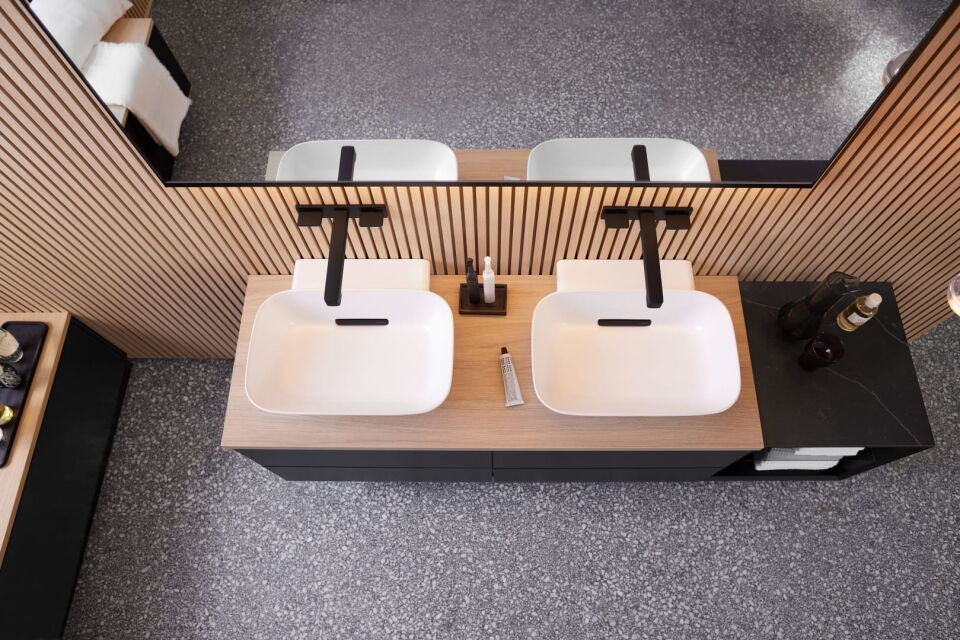 GE ONE WT-Arm. eck. Des. W.-Mont. 2Gr. für UP-Funktionsbox, L:22cm, swm/Etc.