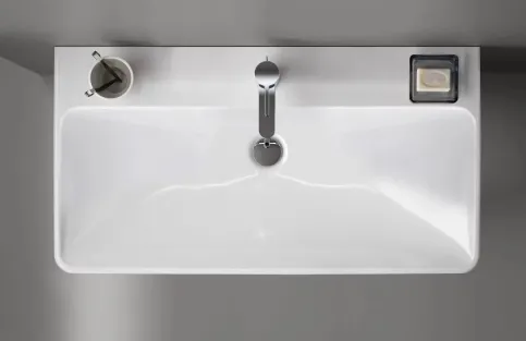 Großer Geberit Smyle Waschtisch im eckigen Design