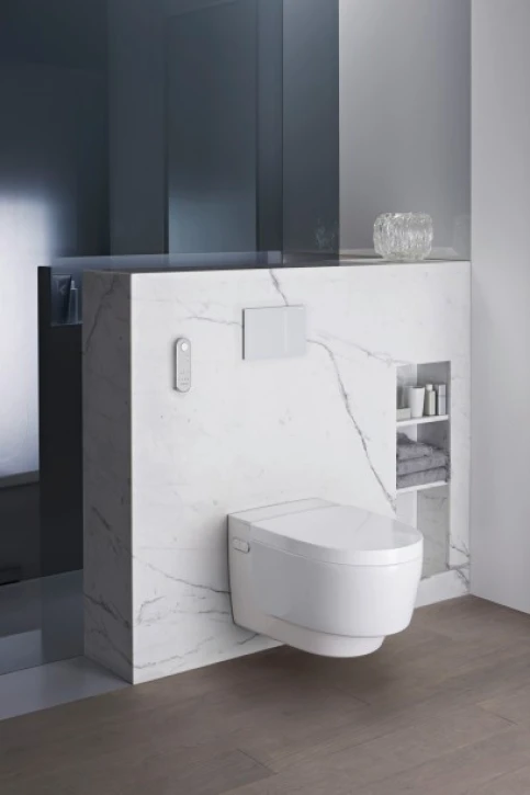Geberit AquaClean Mera mit weißer Abdeckung