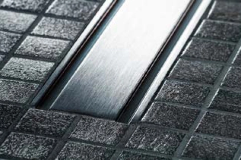 Geberit CleanLine60 gibt es für flachen Fliesen auch mit einem flacher ausgeführten Profil.