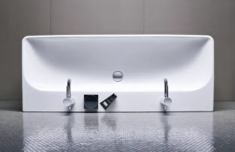Geberit Smyle ist optional mit der extrem glatten, pflegeleichten KeraTect® Spezialglasur erhältlich.