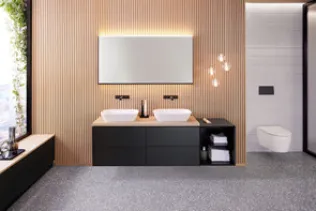 Der Lichtspiegel Option Plus Square kann mit den bestehenden Badserien von Geberit kombiniert werden, hier zu sehen in Kombination mit der Badserie ONE.
