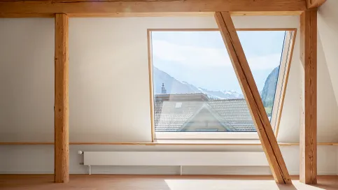 Klappdachfenster s: 211 E