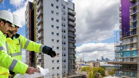 Eine hinterlüftete Fassade mit Rockpanel A2 Fassadenplatten erhöht die die Brandsicherheit des Gebäudes.