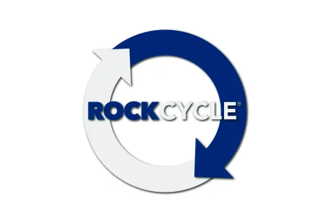 Rockpanel Fassadenbekleidungen werden aus Vulkangestein in Kombination mit Recyclingmaterial hergestellt.