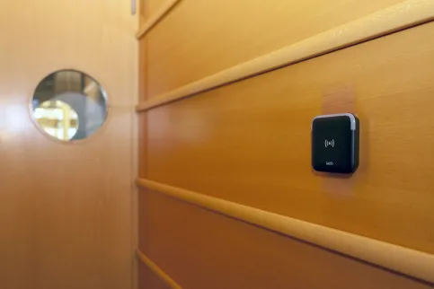 Salto Wandleser verfügen über ein modernes Design inklusive intuitiver LED-Signalisierung.