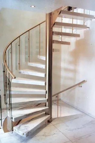 Spindeltreppe Typ "Edelstahl / Gold"