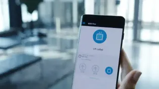 Der KONE Elevator Call ermöglicht den berührungslosen Aufzugsruf per KONE Flow App.