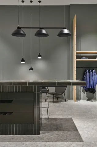CECIL Shop im „Centro“, Oberhausen, Deutschland Architekten: Studio Joanna Laajisto, Helsinki, Finnland Foto: Mikko Ryhänen