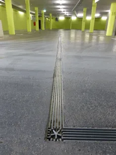AquaStop in Asphalt
