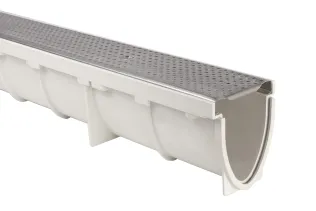 Kastenrinnen Typ 100V-Line hellgrau, hier mit Designlochrost