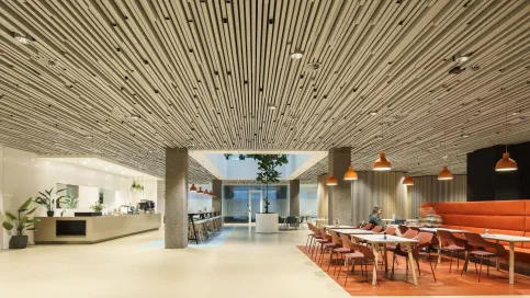 HeartFelt® Linear im Stadtbüro "De Statswinkel" in Tilburg, Niederlande