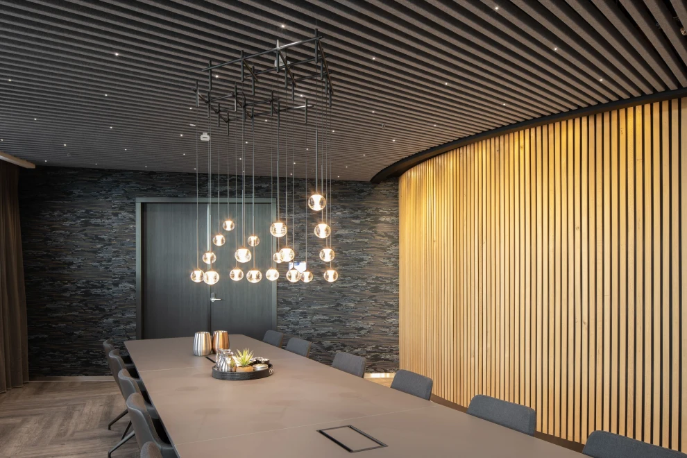 PareauLux-HeartFelt® Klimadecke im Afas Hauptsitz, Leusden, Niederlande; Architekt: Just Architects